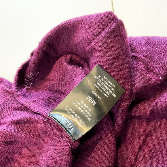 Medium BADGLEY MISCHKA Plum Purple Merino Wool Sweater Lightweight Luxury - Picture 11 of 13